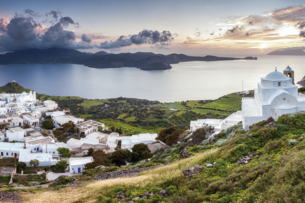 grecia-atenas-milos-santorini-e-mykonos-11342_0.png